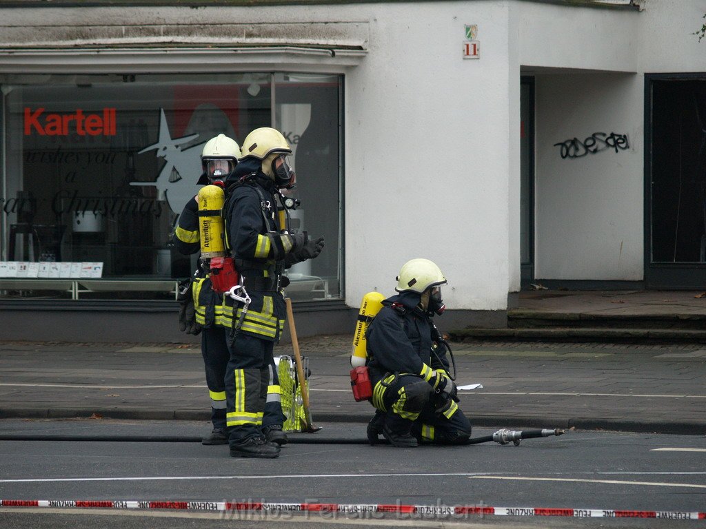 Gasaustritt Koeln Mitte Hahnenstr    P075.JPG